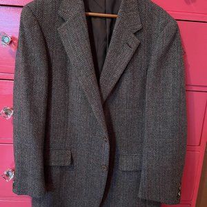 Paul Stuart Hand Taylored Tweed Blazer